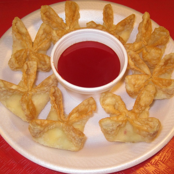 Order 8. 8 Pieces Fried Cheese Wonton food online from Canton chef express store, Los Angeles on bringmethat.com