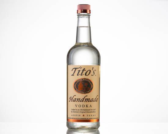 Order Tito's, 750mL vodka (40.0% ABV) food online from Flow Liquor store, Compton on bringmethat.com