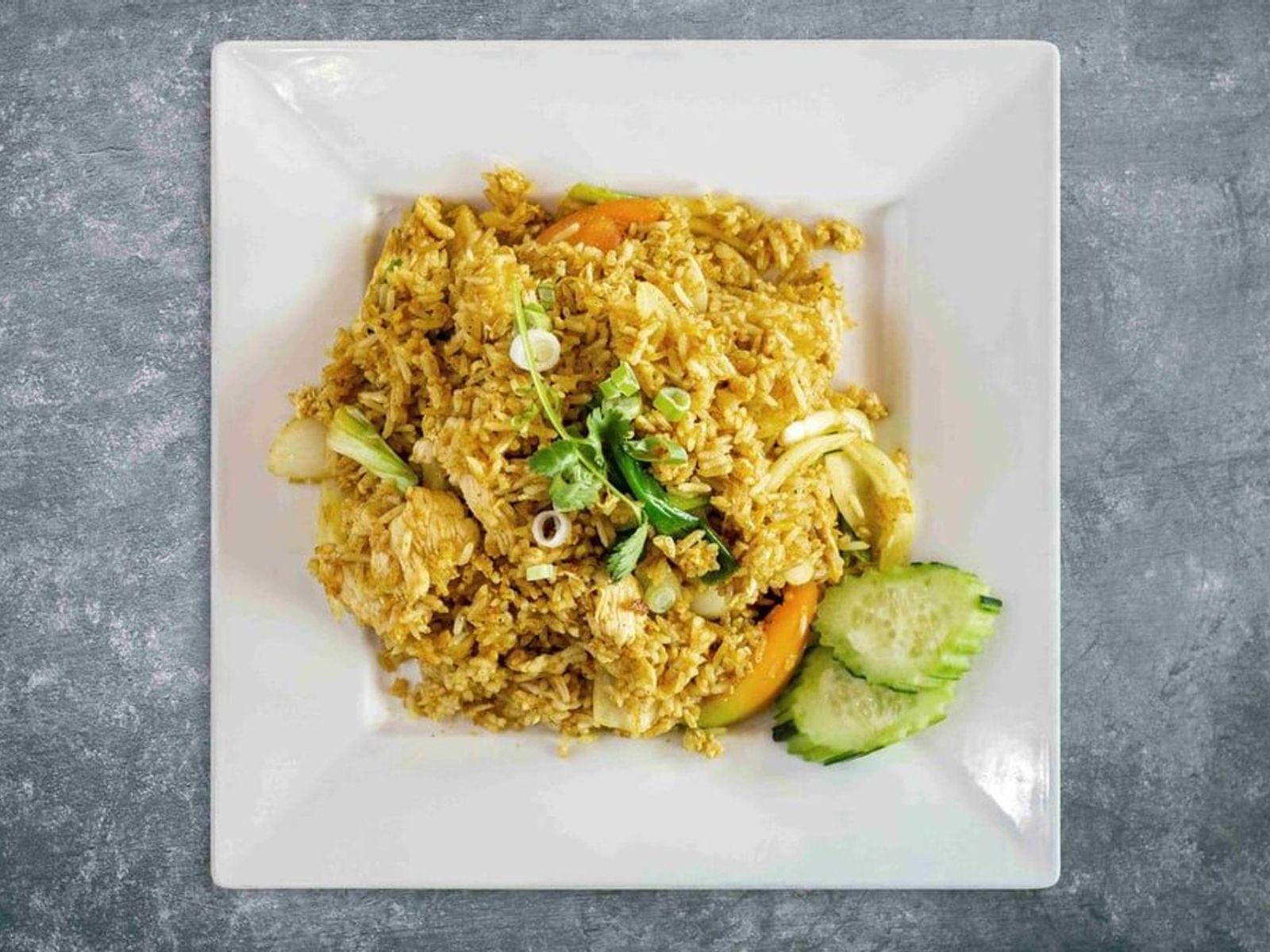 Order A Rice Against Time (Curry Fried Rice) food online from Come Thai With Me store, Dallas on bringmethat.com