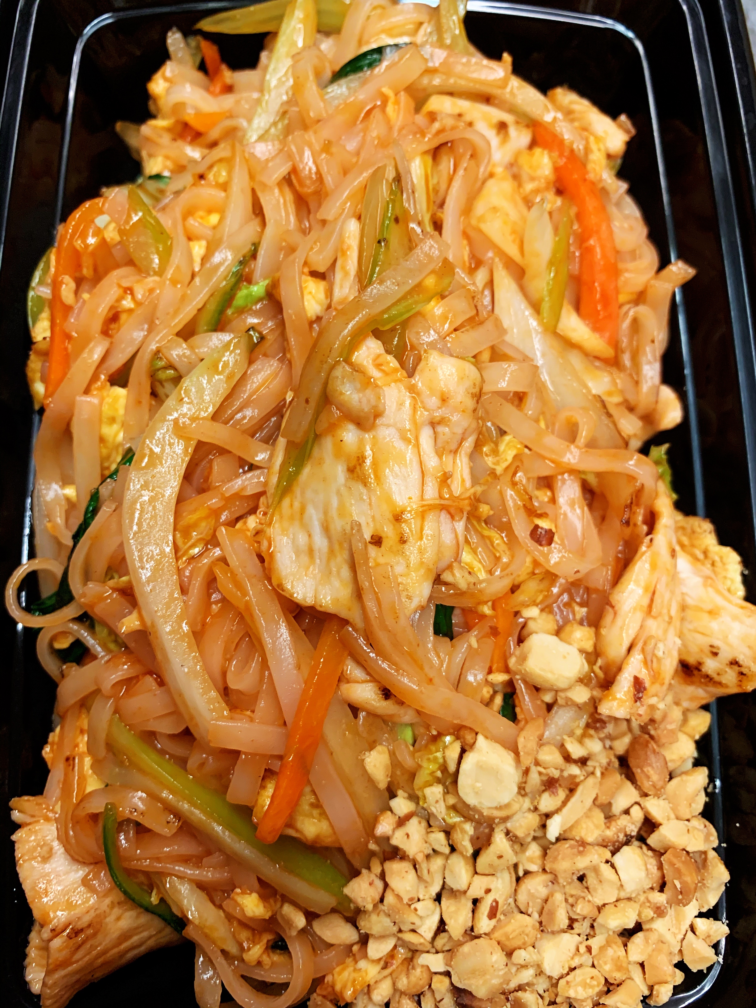 Order Chicken Pad Thai food online from Sakana store, Hicksville on bringmethat.com