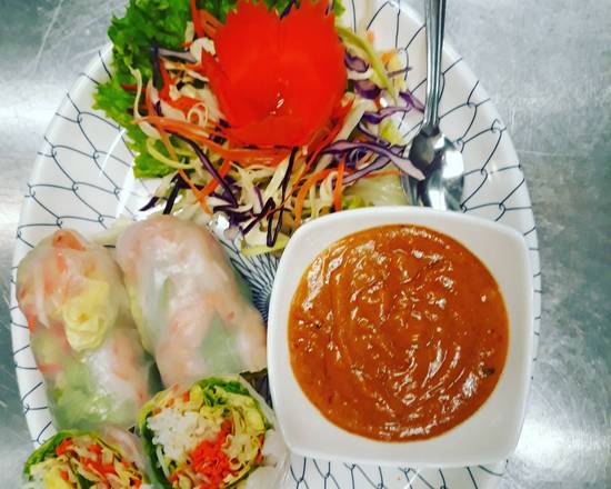 Order Tofu Salad Rolls food online from Hong Thai Cuisine store, Salem on bringmethat.com