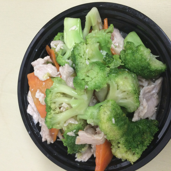 Order C6. Chicken with Broccoli food online from Jin's Cafe-Asian Cuisine store, Houston on bringmethat.com