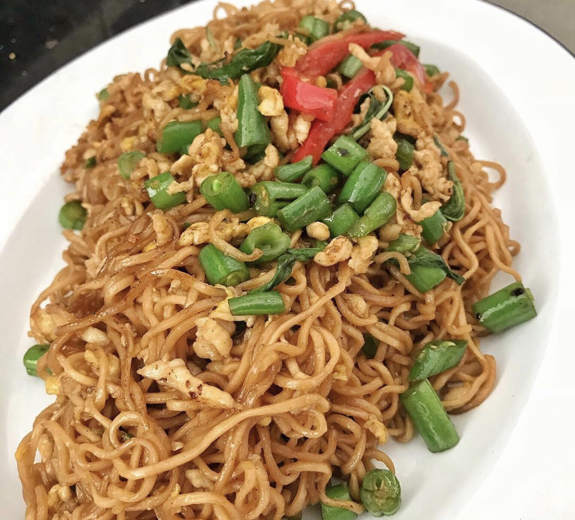 Order Kee Maow Chow Mein food online from Chim! Thai Street Food store, Pasadena on bringmethat.com