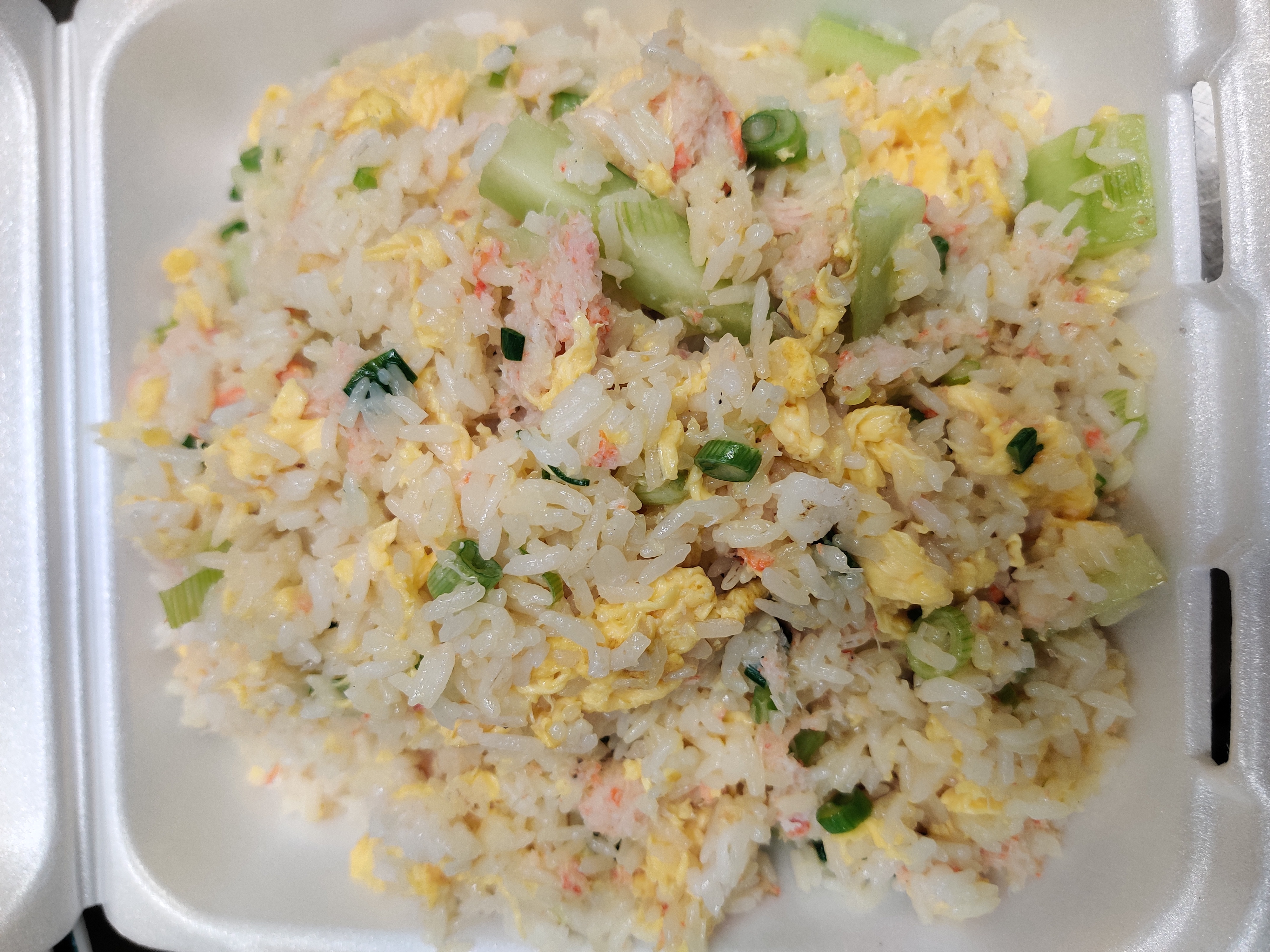 Order F4. Tokyo Fried Rice food online from 88 Chinese & Sushi Sherman Oaks store, Van Nuys on bringmethat.com