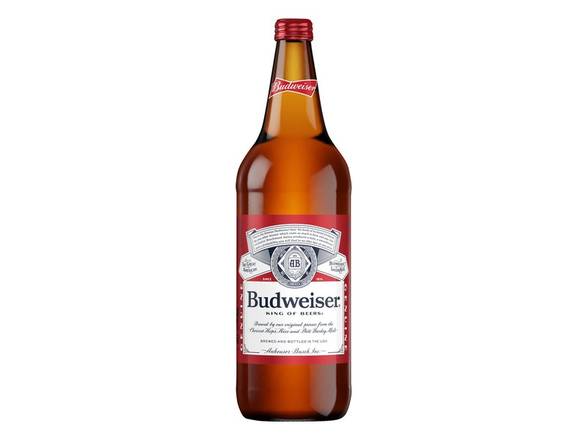 Order Budweiser - 32oz Bottle food online from Goody Goody Liquor Parent store, Dallas on bringmethat.com