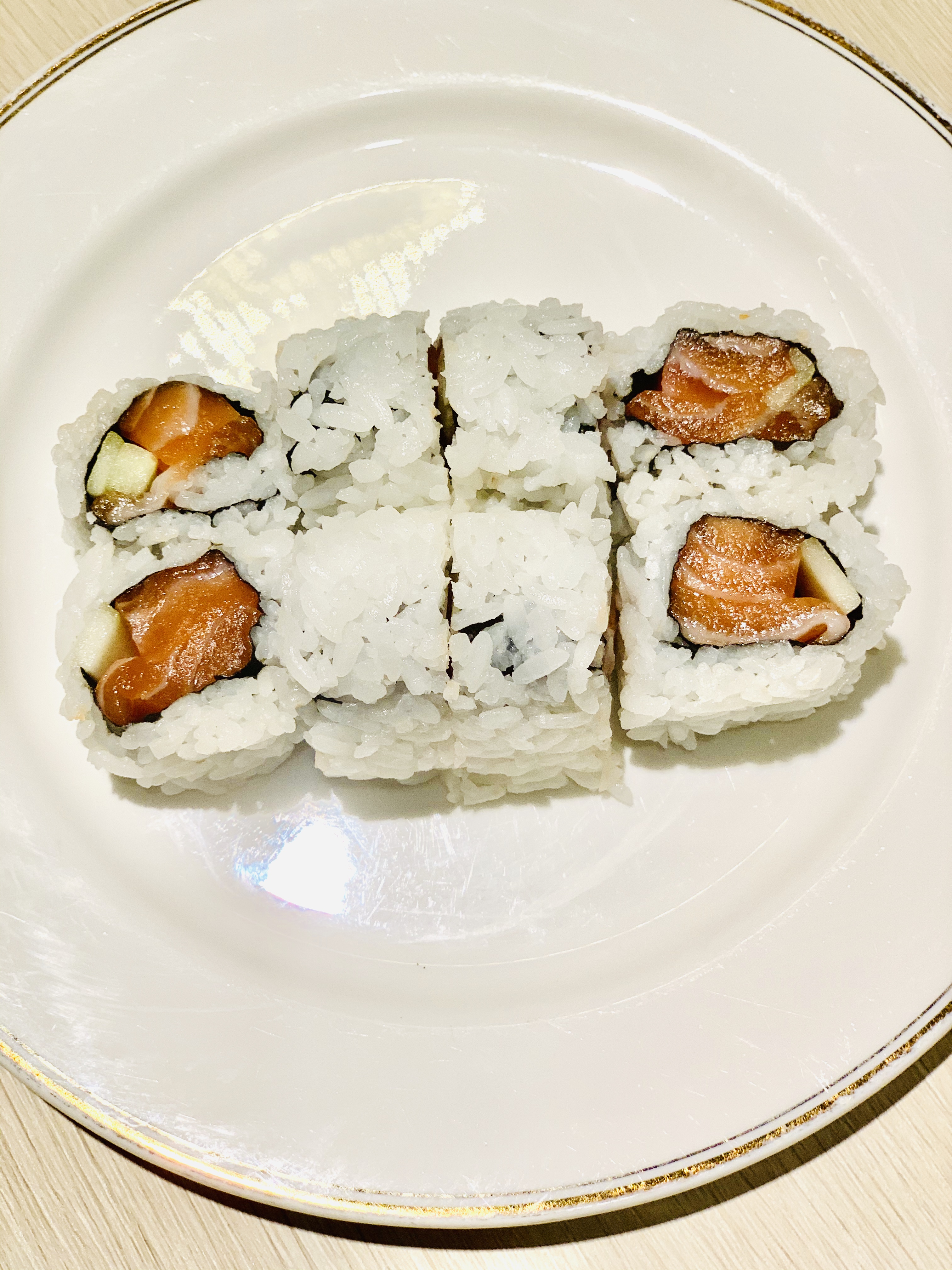 Order Salmon Roll food online from Sakana Japanese Sushi & Grill store, La Canada Flintridge on bringmethat.com