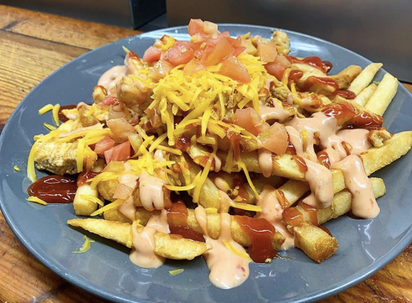 Order Lunch Yaroa (loaded fries) food online from Englewood Diner store, Englewood on bringmethat.com