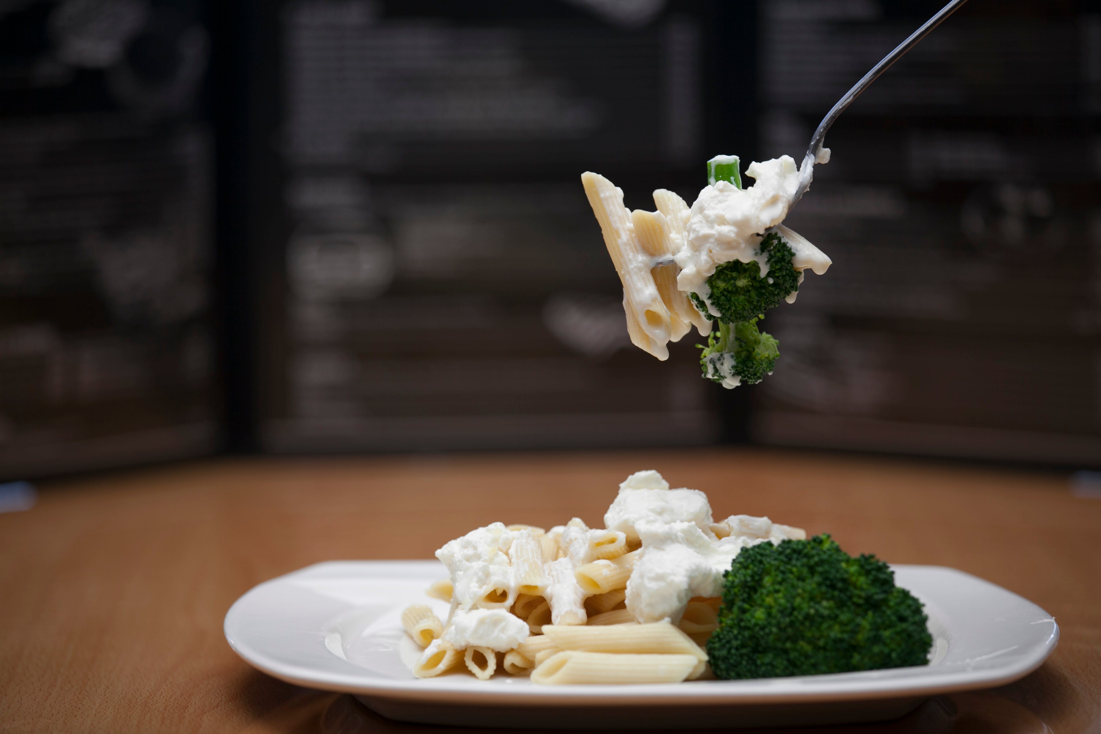 Order Penne Broccoli Ricotta - Pasta food online from Lino's Pizzeria and Italian store, North Las Vegas on bringmethat.com