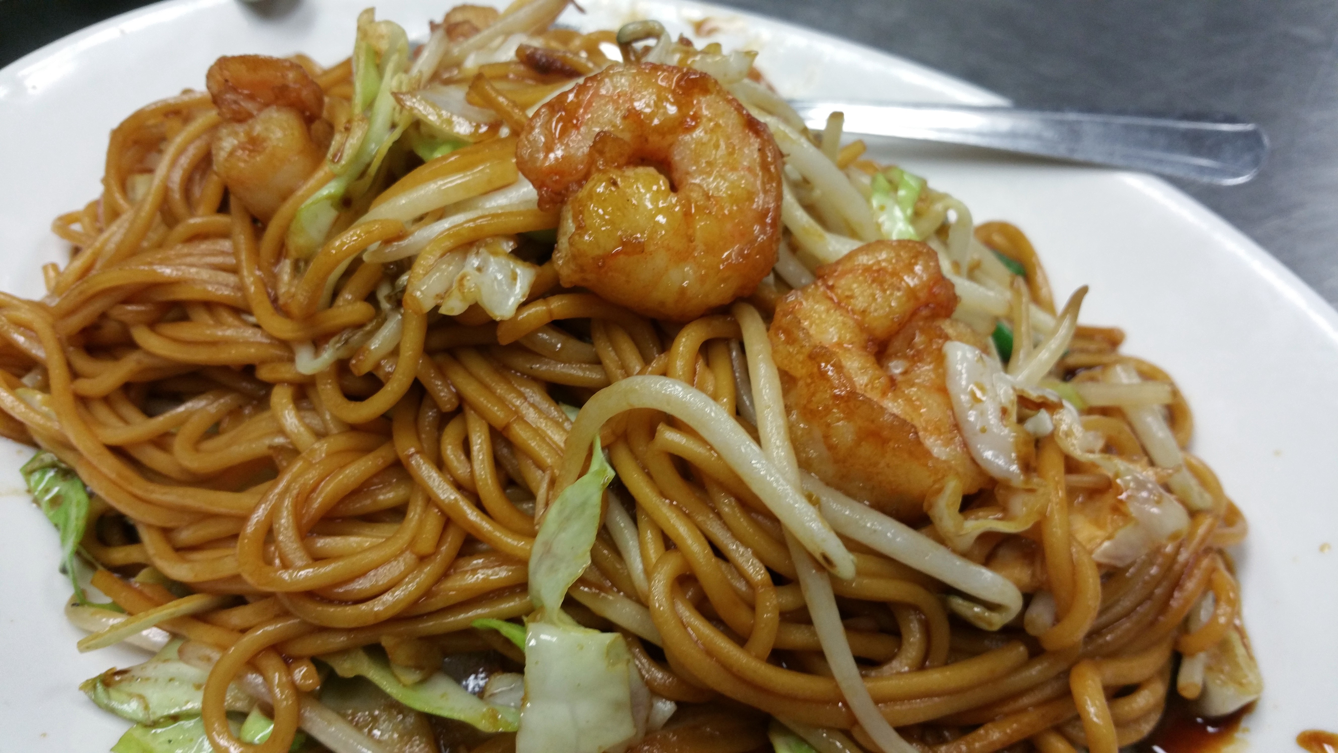 Order 7. Shrimp Chow Mein food online from Jasmine Garden Chinese restaurant store, Riverside on bringmethat.com