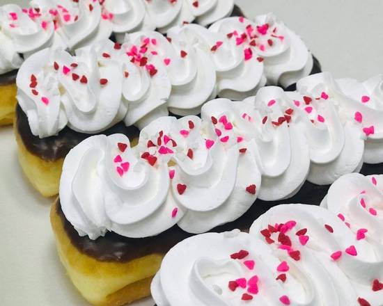 Order Cream Puff food online from Dk Donuts store, Eagle on bringmethat.com