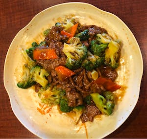 Order B3. Beef with Broccoli food online from Sunrise China store, Locust Grove on bringmethat.com