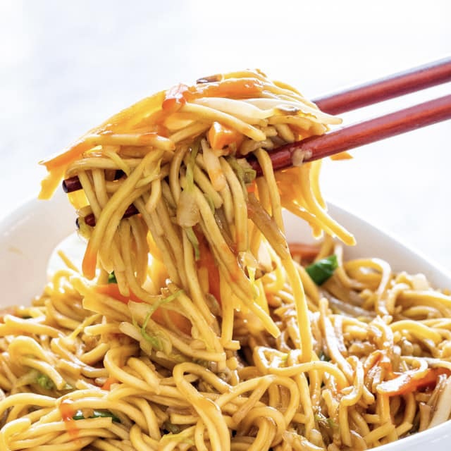 Order 41. Chow Mein food online from Ping Pong Thai store, Las Vegas on bringmethat.com