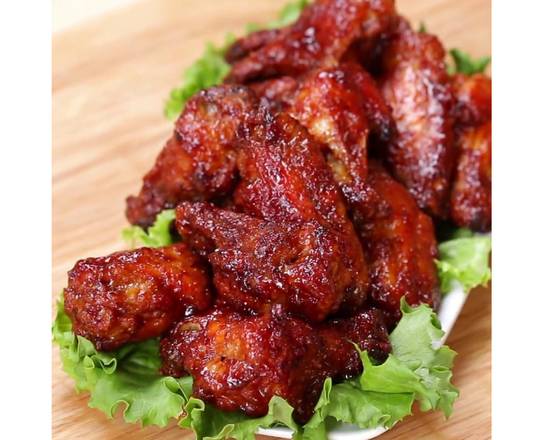 Order BBQ Wings food online from Carla Mia Pizzeria store, Clifton on bringmethat.com