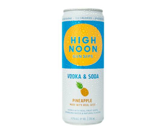 Order High Noon Pineapple, 12oz Can, 4.5% ABV food online from Hooters store, Irving on bringmethat.com
