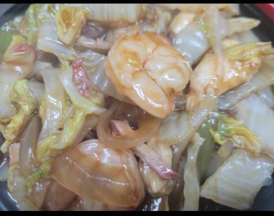 Order House Special Chow Mein 本楼炒面Quart food online from Mr. Wonton store, Egg Harbor Township on bringmethat.com