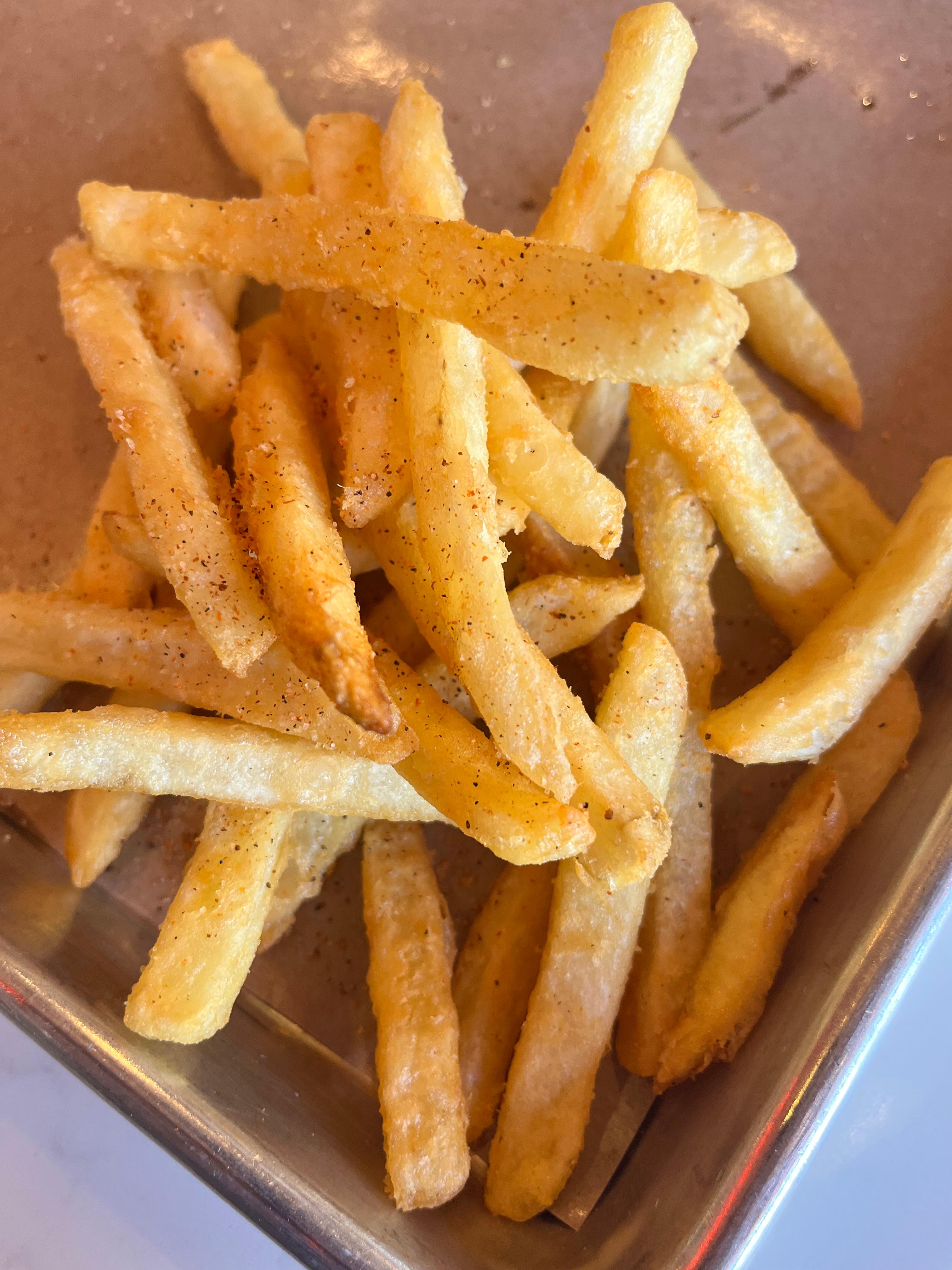 Order French Fries food online from Brookstreet Bbq store, Richmond on bringmethat.com