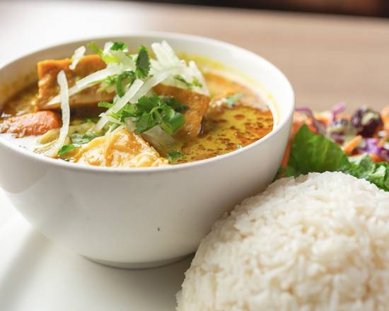 Order Curry Tofu food online from Banh Mi & Che Cali store, Pasadena on bringmethat.com