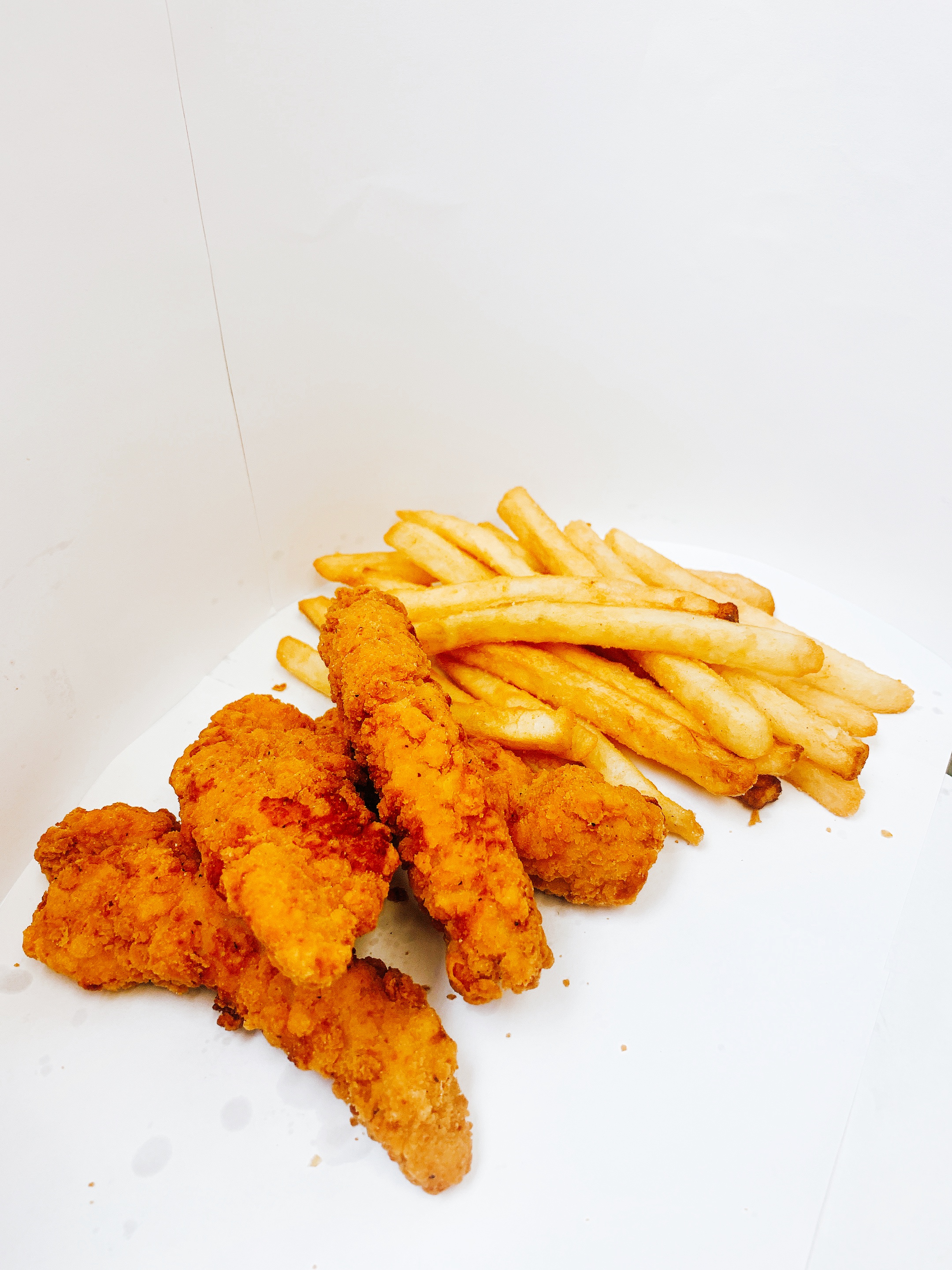 Order Chicken strips & fries food online from Burger Class store, Manchester on bringmethat.com