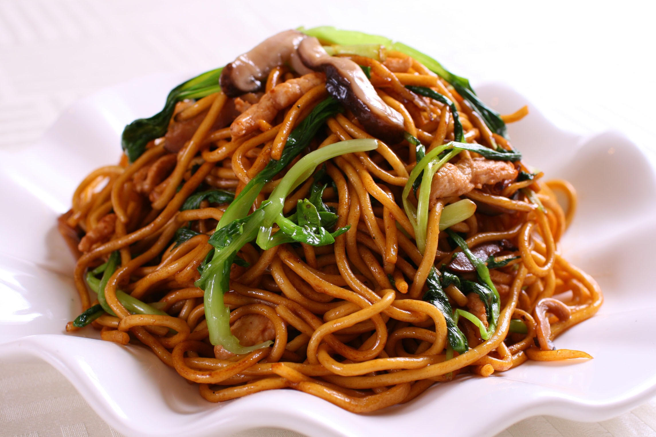 Order Shanghai Fried Noodles food online from Northern Cafe store, Los Angeles on bringmethat.com