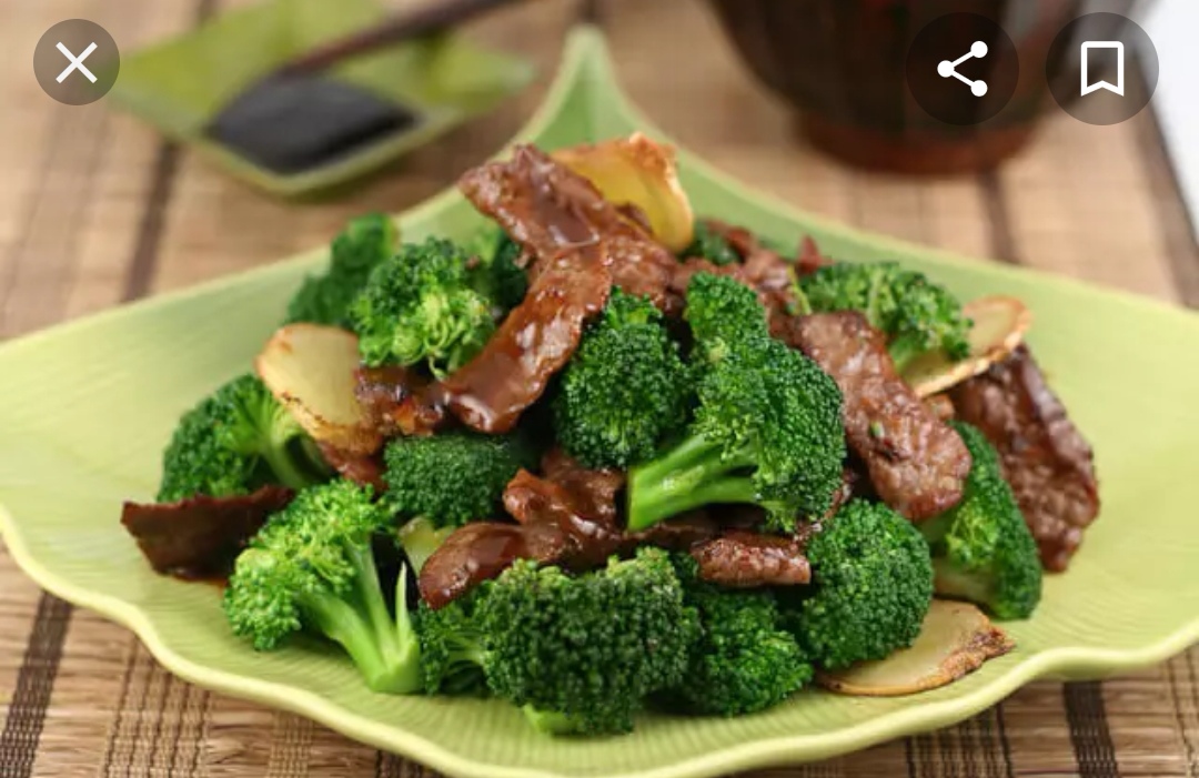 Order 72. Beef with Broccoli(Lg) food online from China King store, Schenectady on bringmethat.com