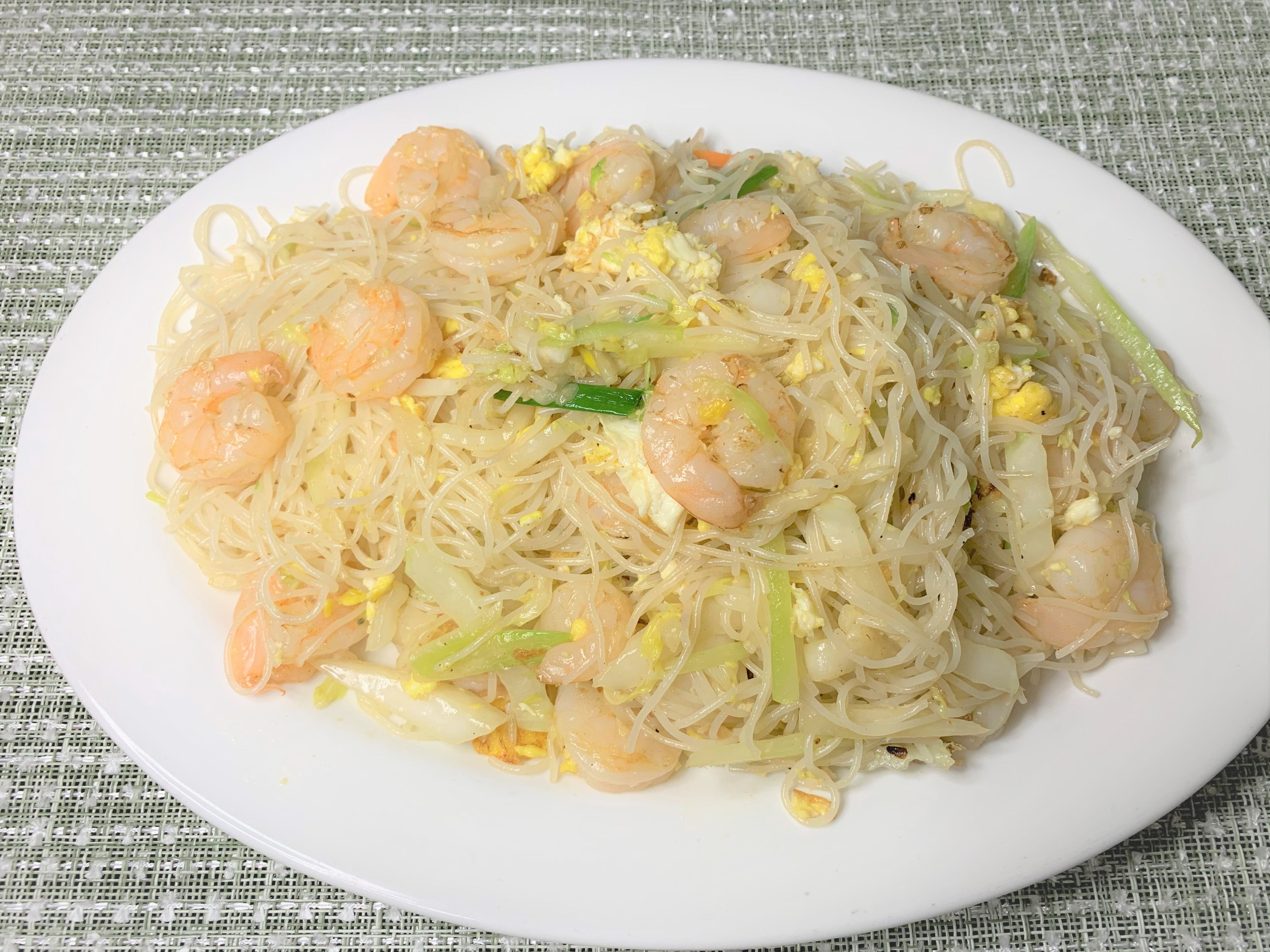 Order 38. Shrimp Chow Mei Fun虾米粉 food online from Fuji China store, Knightdale on bringmethat.com