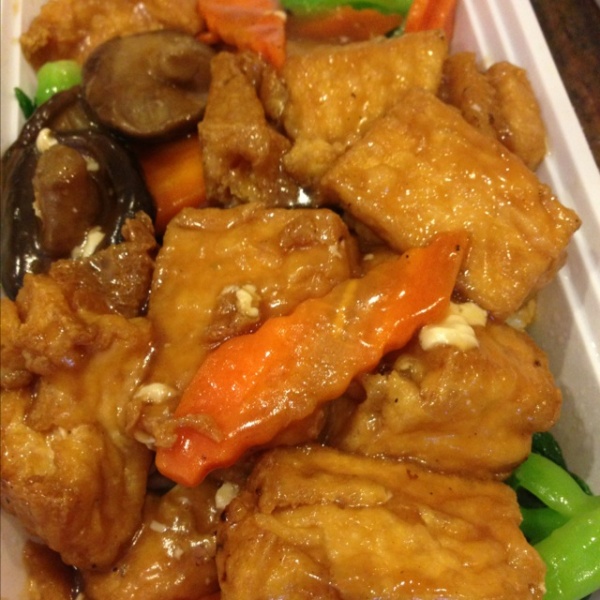 Order Braised Tofu with Black Mushroom 红烧豆付 food online from New Emmy's Restaurant store, San Francisco on bringmethat.com