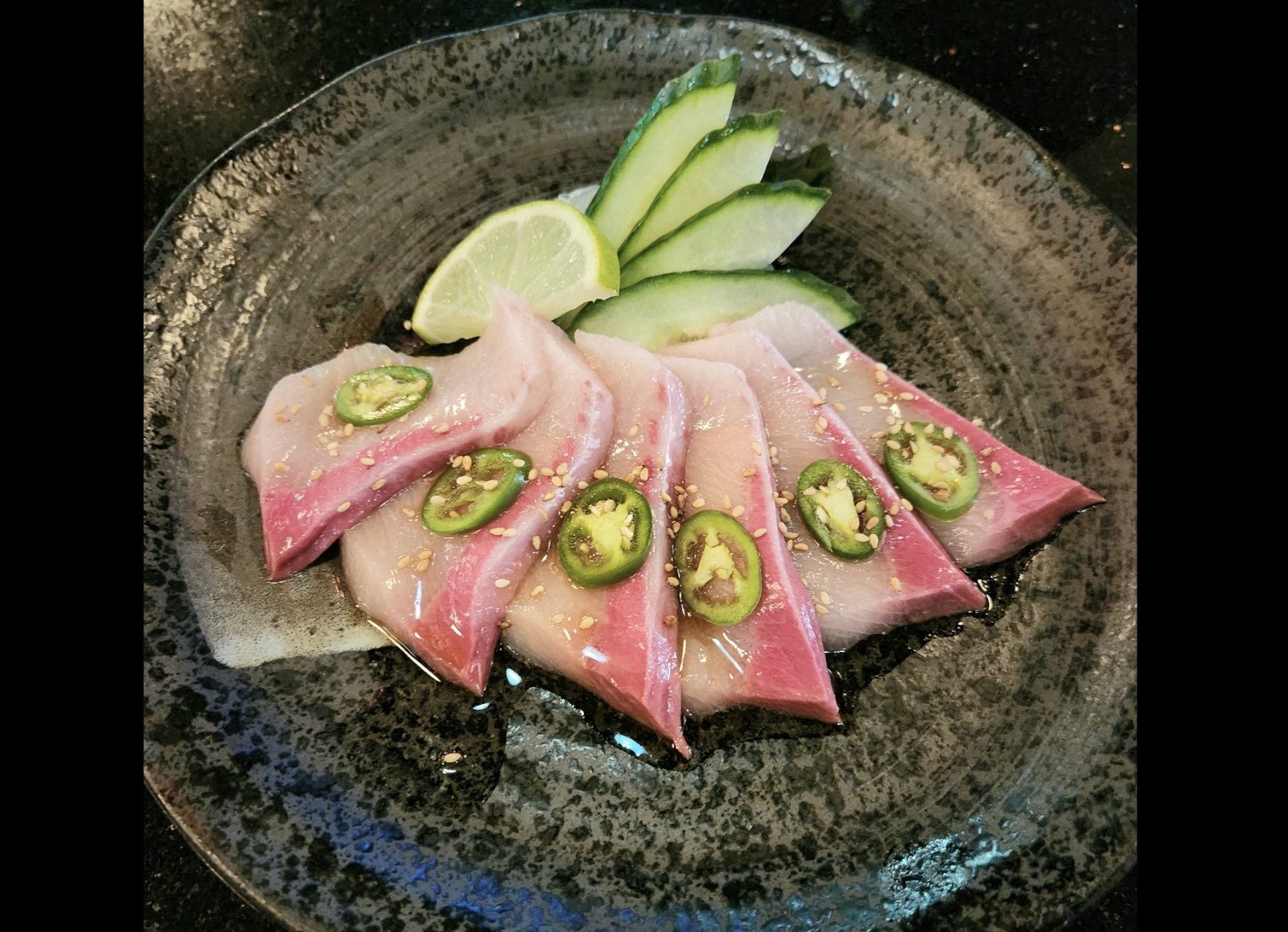 Order Yellowtail Usu food online from Tsui Sushi Bar store, Seattle on bringmethat.com
