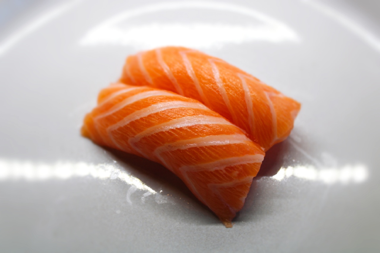 Order Salmon Sushi food online from Yes Sushi store, Pasadena on bringmethat.com