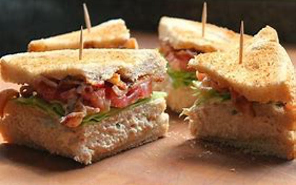 Order Tuna Salad Club Platter - Platter food online from Pino's Pizzeria store, Easton on bringmethat.com