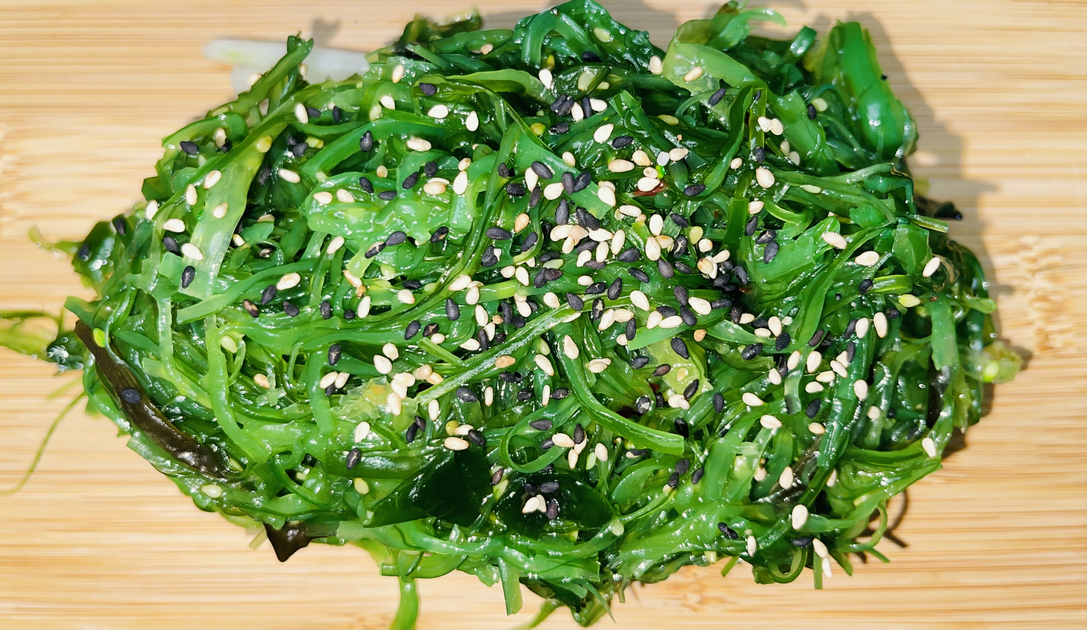 Order Seaweed Salad  food online from Sakura Express store, New Carrollton on bringmethat.com