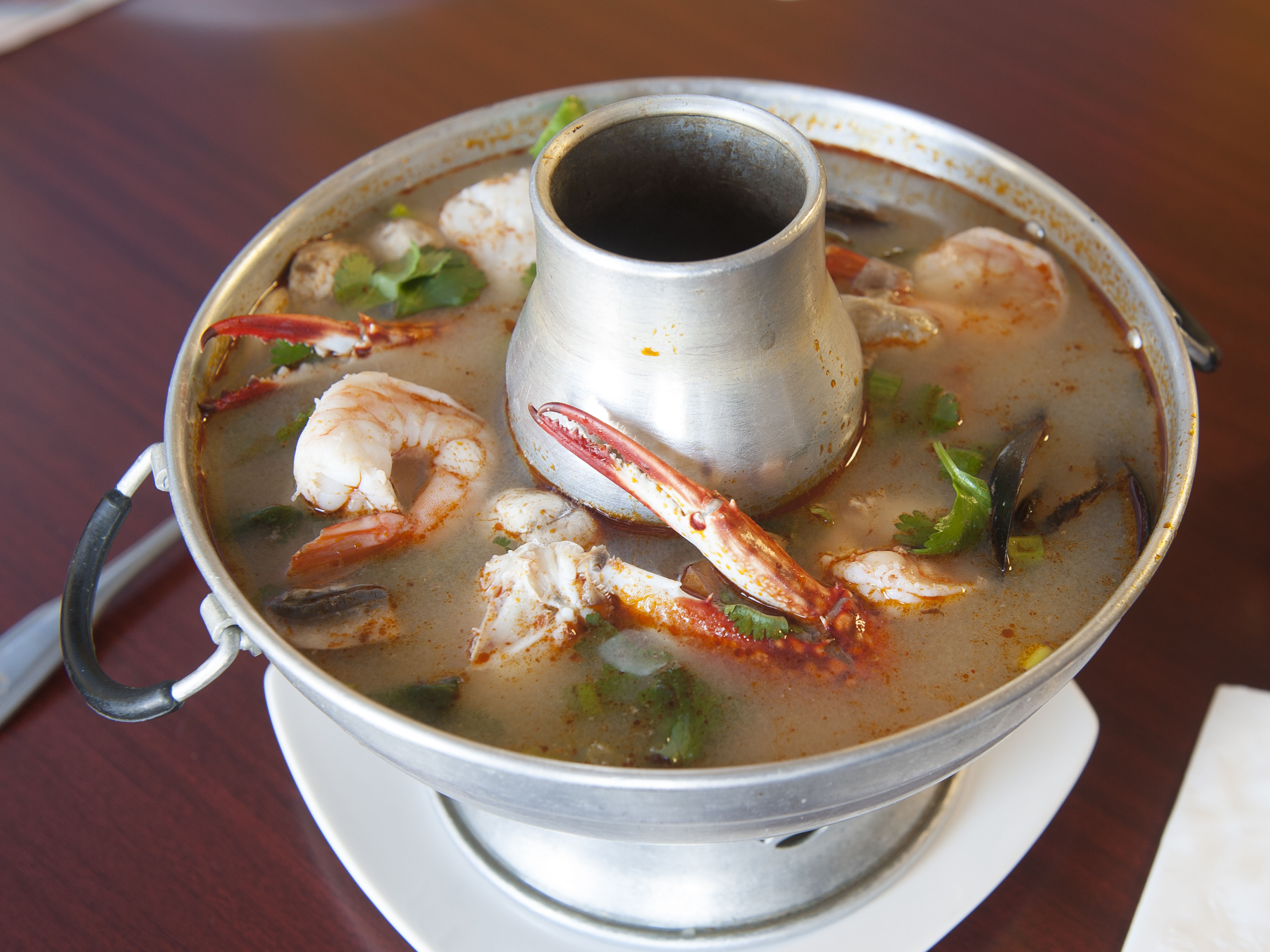 Order Seafood Soup food online from Khun Moo Thai Kitchen store, Northridge on bringmethat.com