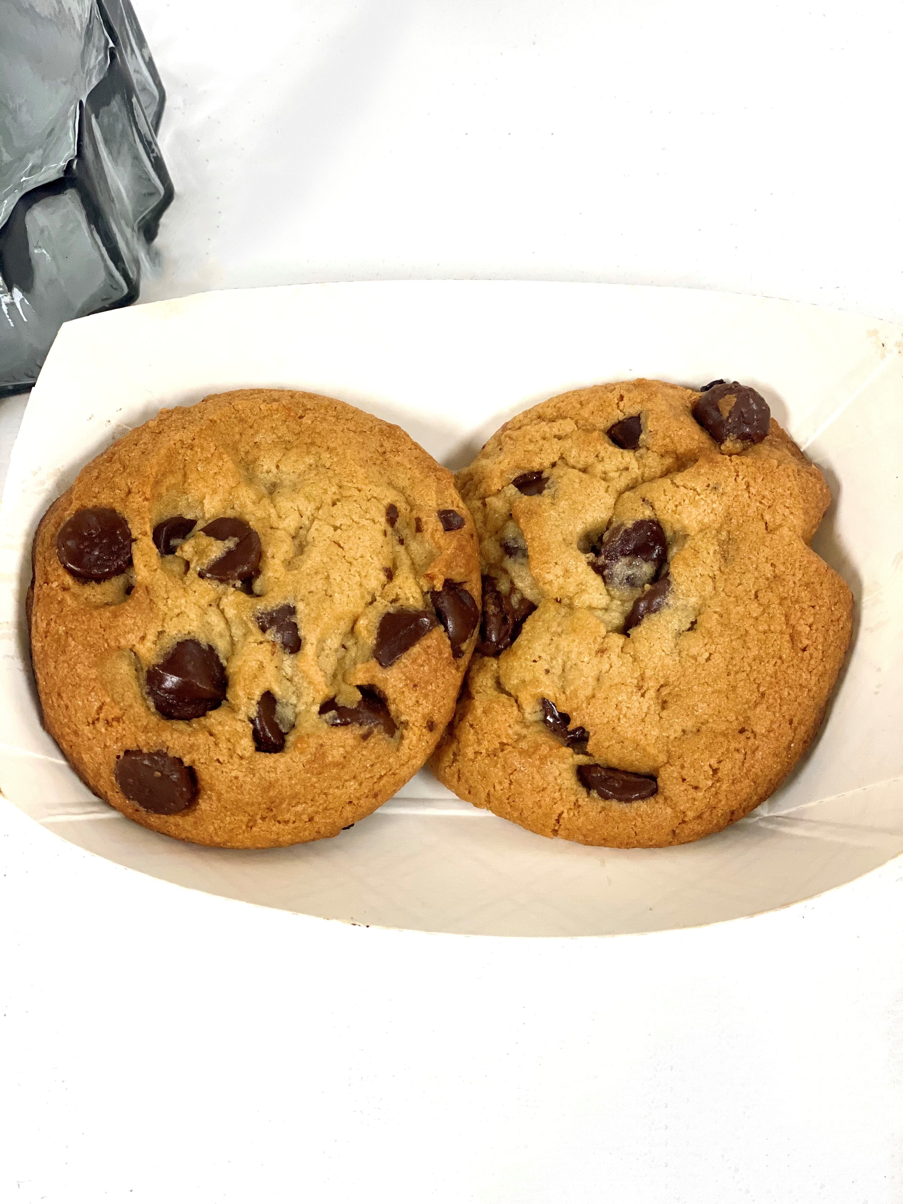 Order Chocolate Chip Cookie food online from Houston Hot Wings store, Stafford on bringmethat.com
