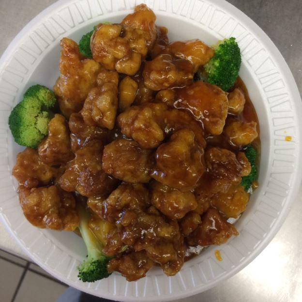 Order General Tso's Chicken (Combination Plate) food online from Sunny Chinese Food store, Clarks Summit on bringmethat.com