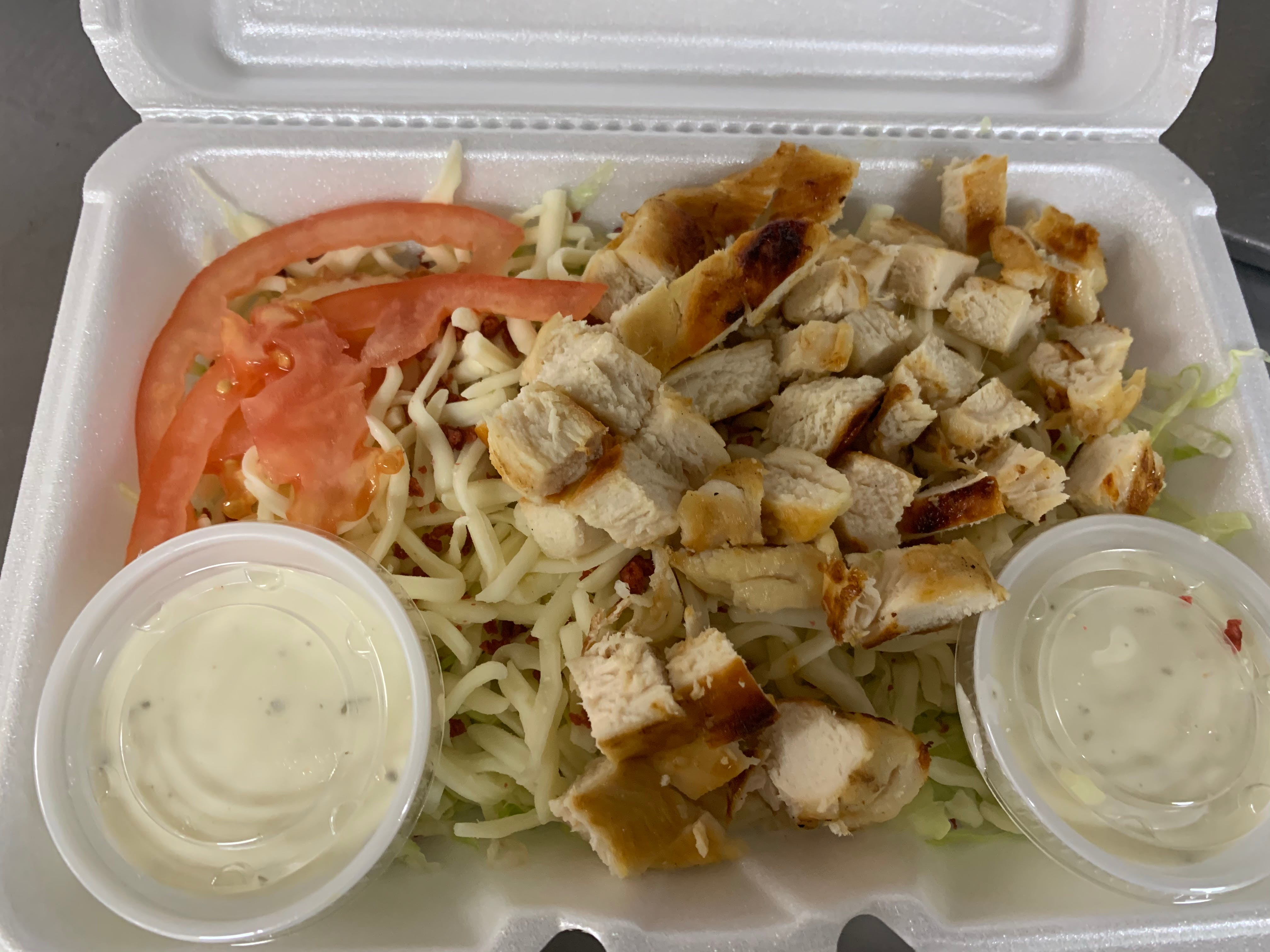 Order Grilled Chicken Salad - Salad food online from Monty's Pizza store, Chesapeake on bringmethat.com