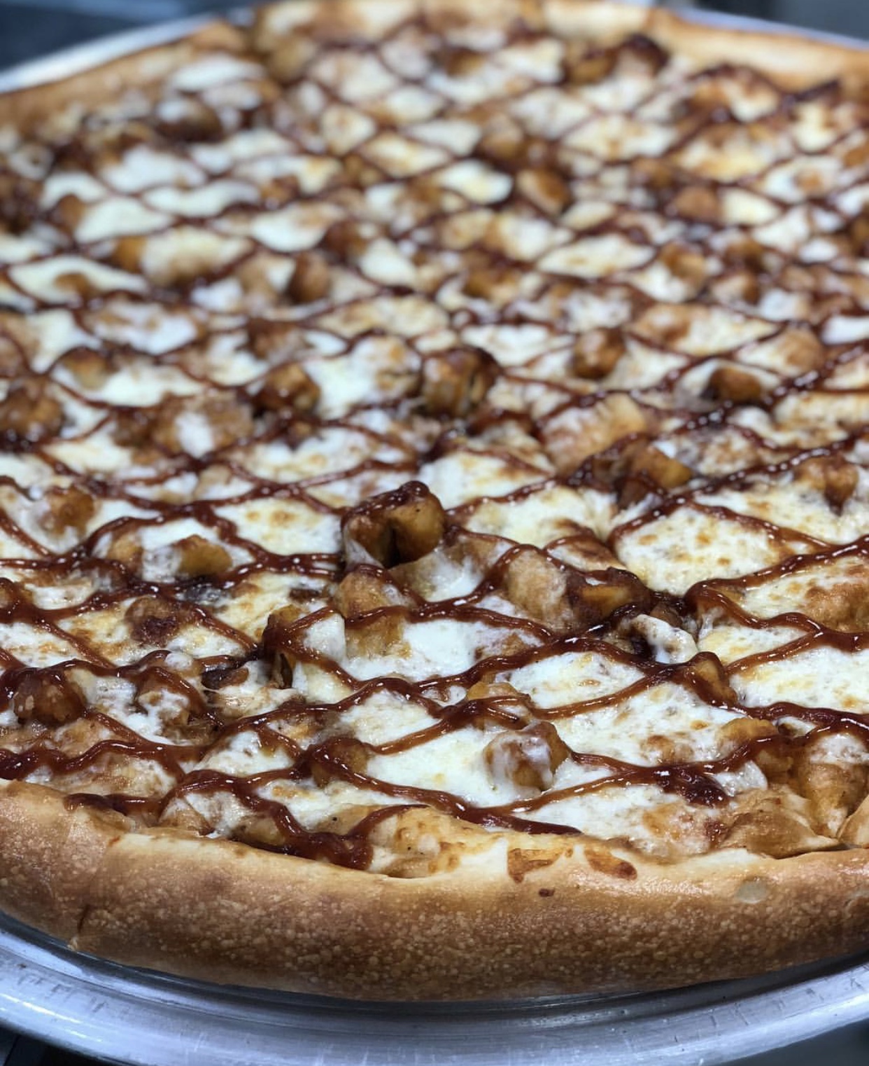 Order BBQ chicken pizza  food online from State Street Pizzeria store, Schenectady on bringmethat.com