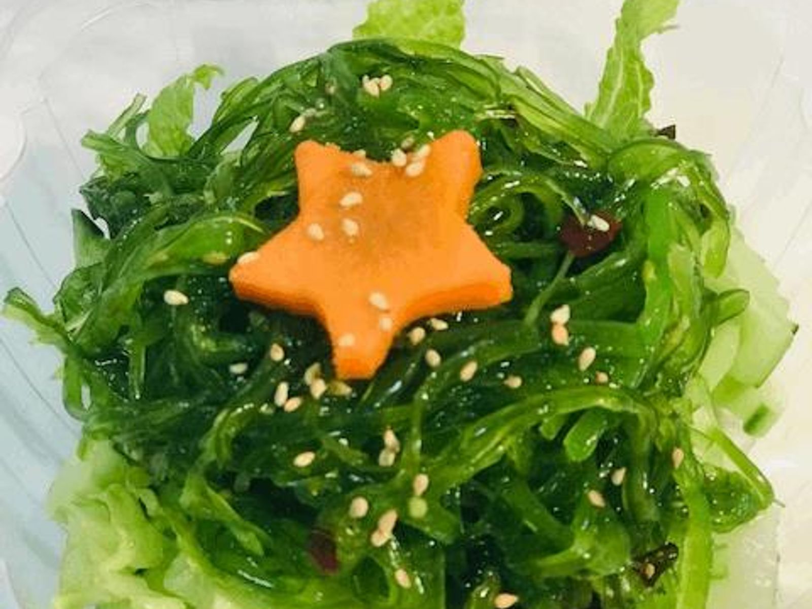 Order Seaweed Salad food online from Similan Thai & Sushi store, Chicago on bringmethat.com