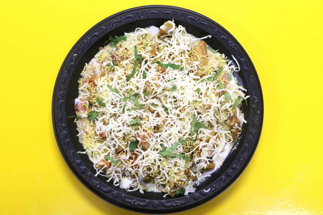 Order Cheese Samosa Chaat food online from EggHolic store, Irving on bringmethat.com