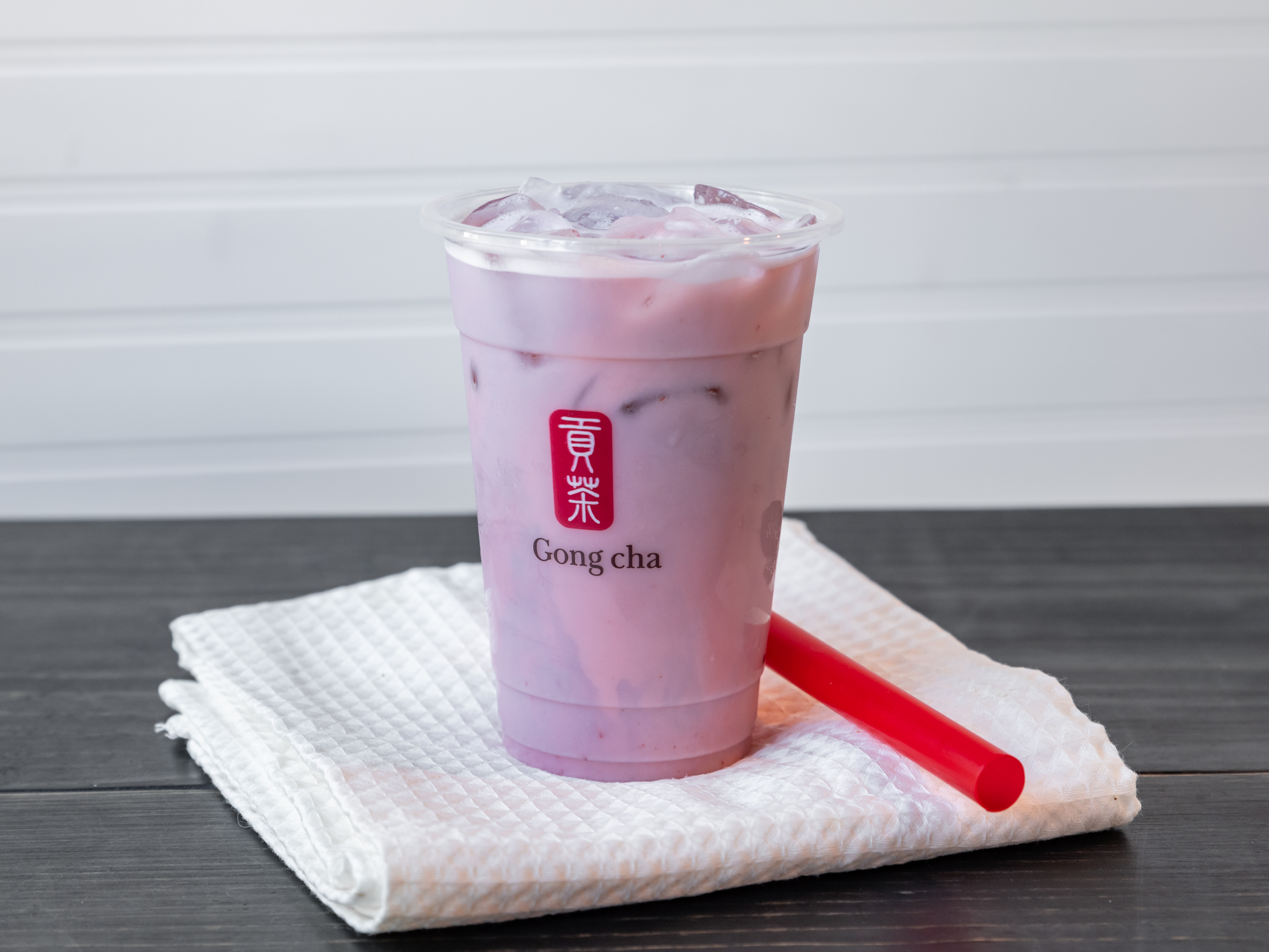 Order Cold Strawberry Taro Milk Drink food online from Gongcha Suwanee store, Suwanee on bringmethat.com