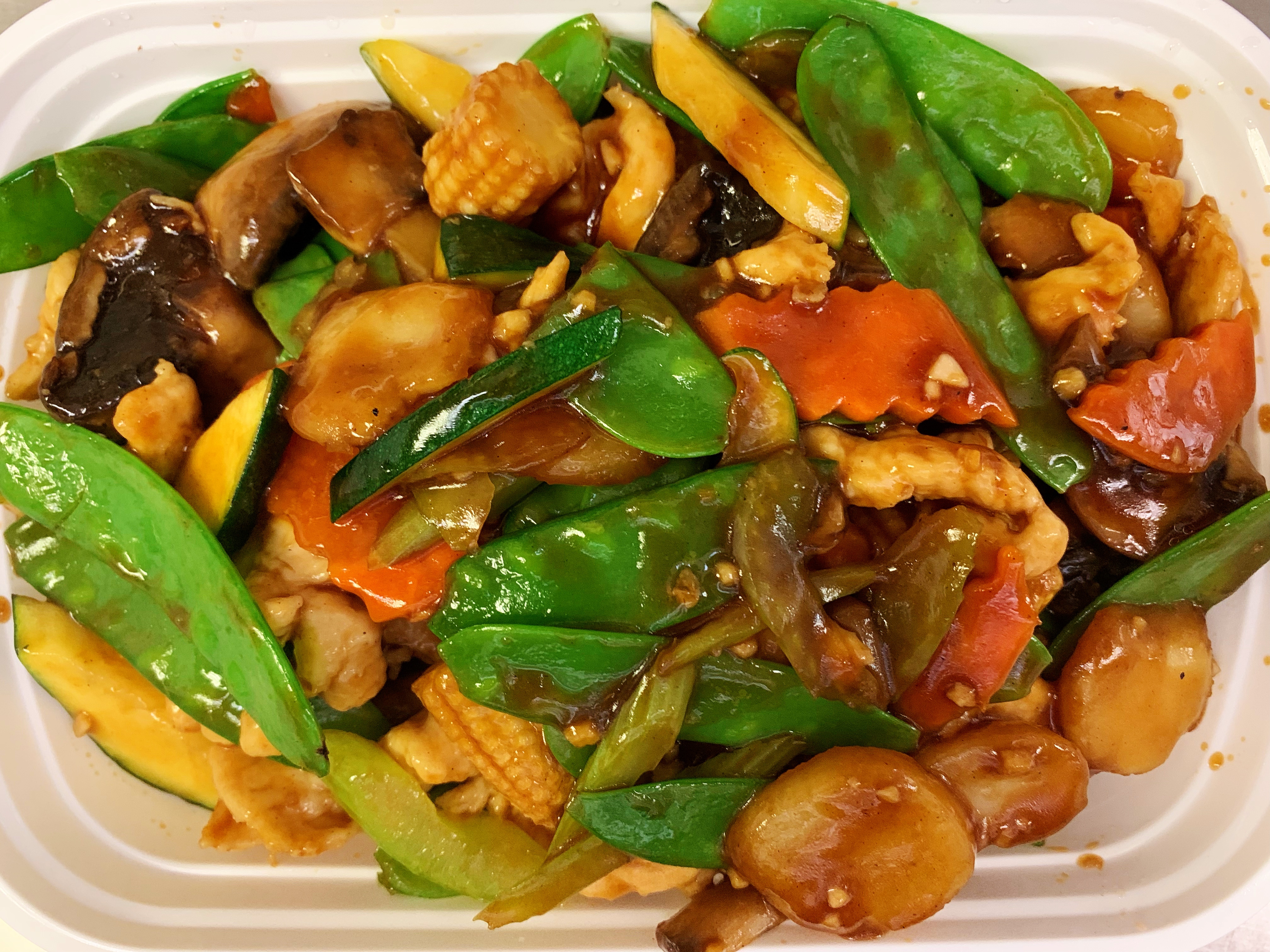 Order Chicken with Snow Peas food online from Dragon Inn store, Durham on bringmethat.com