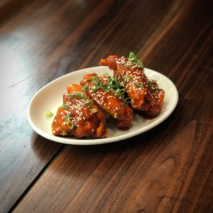 Order Korean Hot Wings food online from Dooby's store, Baltimore on bringmethat.com