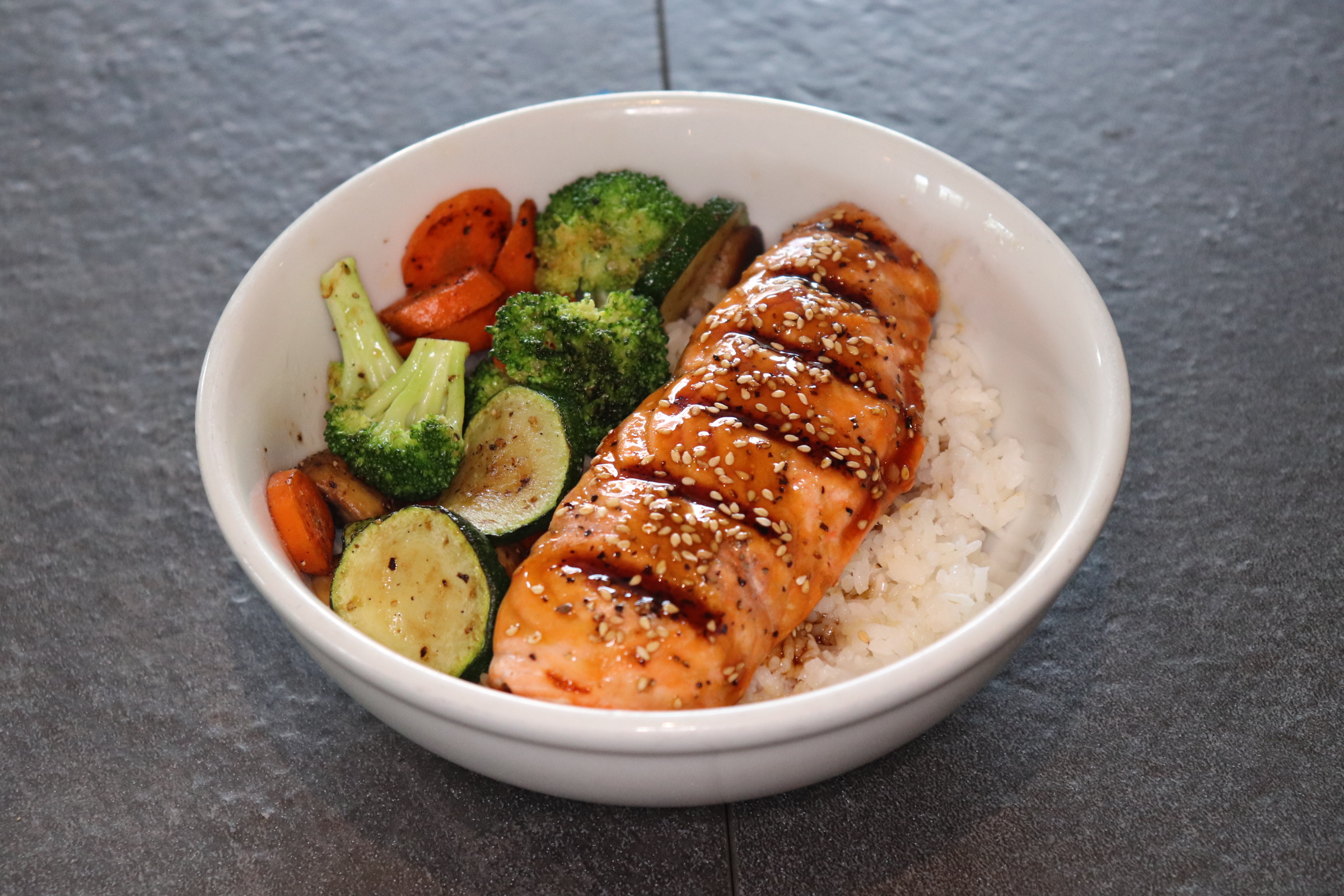 Order Salmon Teriyaki Bowl (Dinner) food online from Toshiko Japanese Cuisine store, Hanford on bringmethat.com