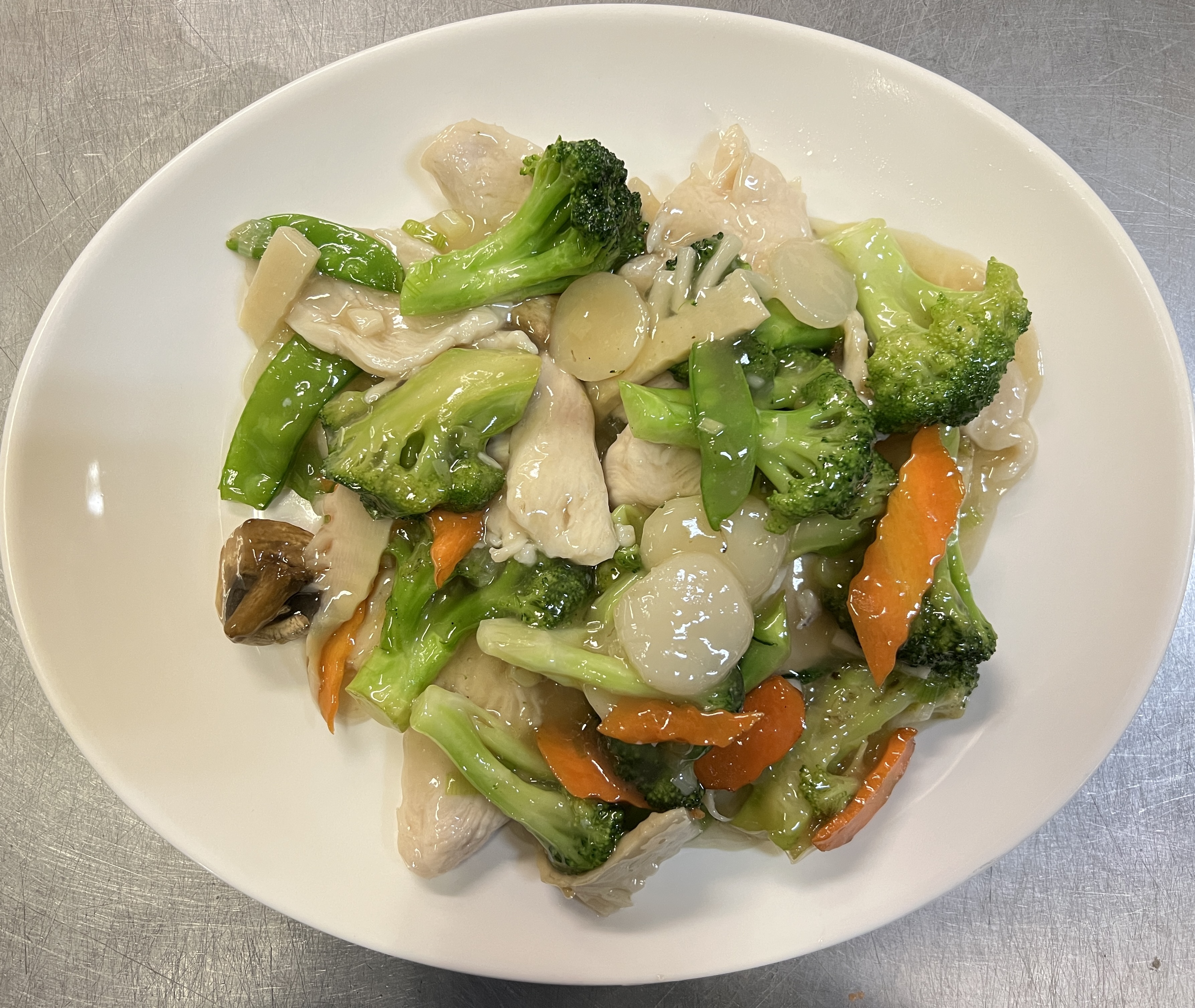 Order Sliced Chicken with Vegetables Sauteed food online from King Garden  store, Philadelphia on bringmethat.com