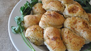 Order Garlic Knots - Small food online from Bella Napoli Pizza-Stratford store, Stratford on bringmethat.com