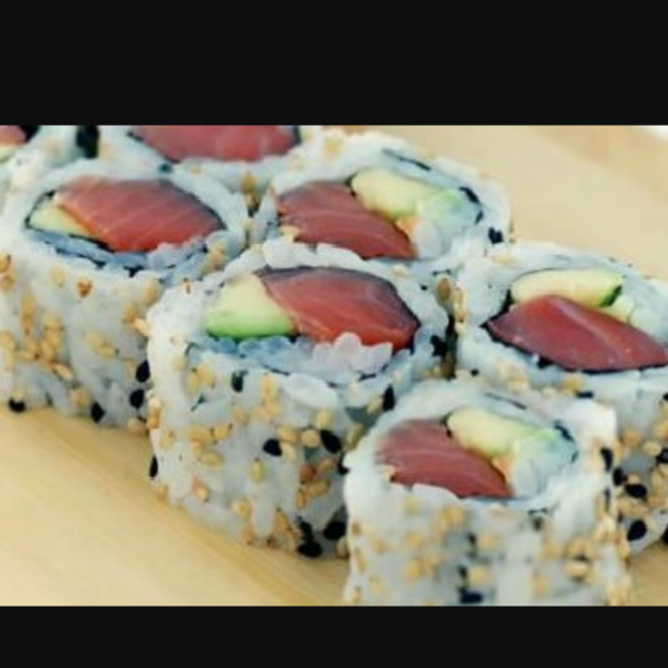 Order Tuna Avocado Roll food online from Mizuno store, Wantagh on bringmethat.com