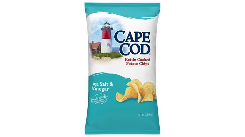 Order Cape Cod Potato Chips Sea Salt And Vinegar Kettle Cooked Chips food online from Trumbull Mobil store, Trumbull on bringmethat.com
