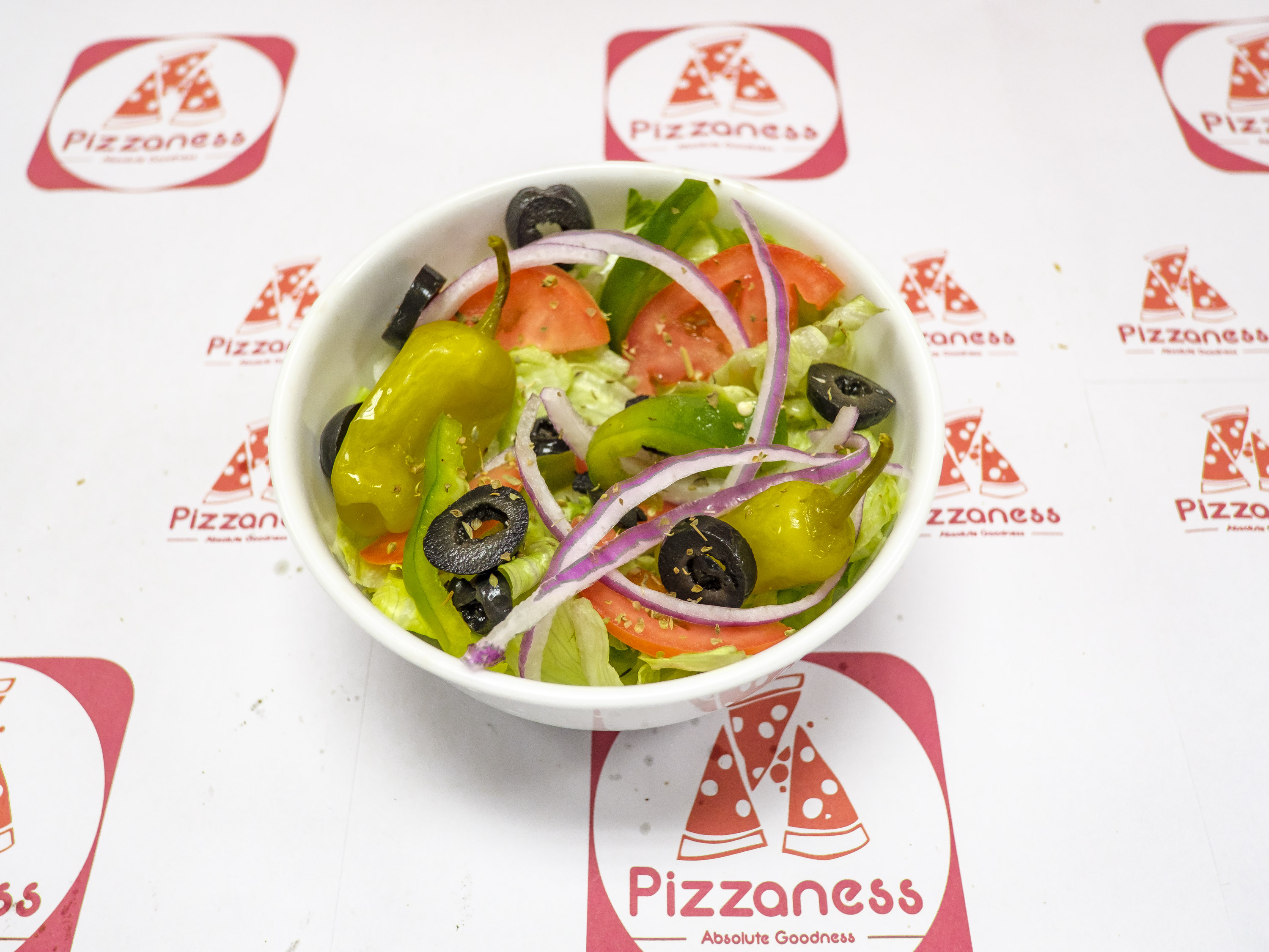 Order Garden Salad food online from Pizzaness store, Glenn Dale on bringmethat.com