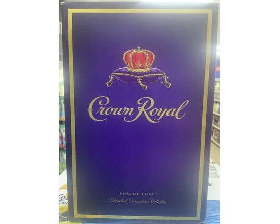 Order Crown Royal Deluxe, 750mL whiskey (40.0% ABV) food online from Kinzie Liquor store, Bradley on bringmethat.com