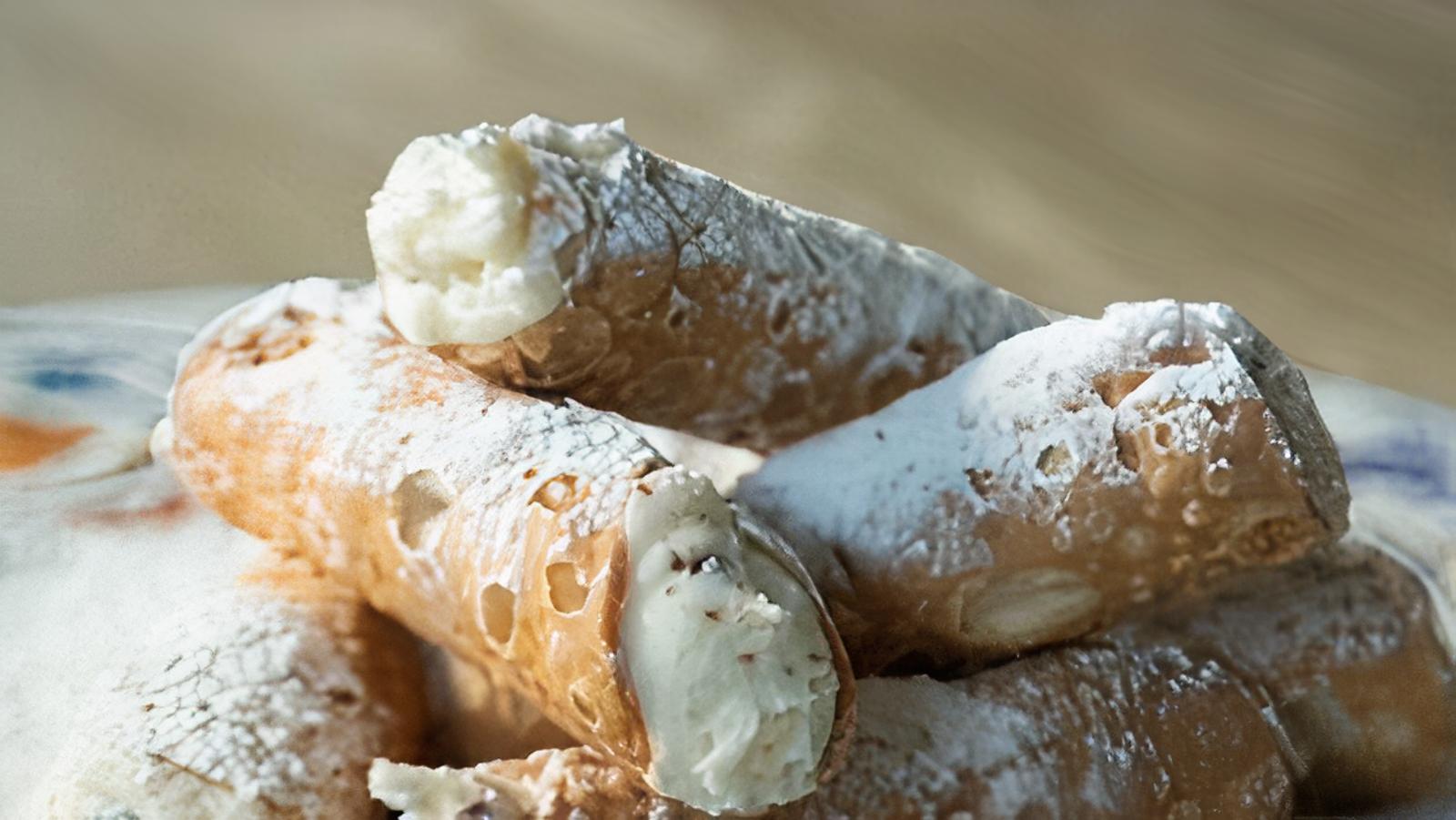 Order Cannoli food online from Toto's Pizzeria & Restaurant store, Belmont on bringmethat.com