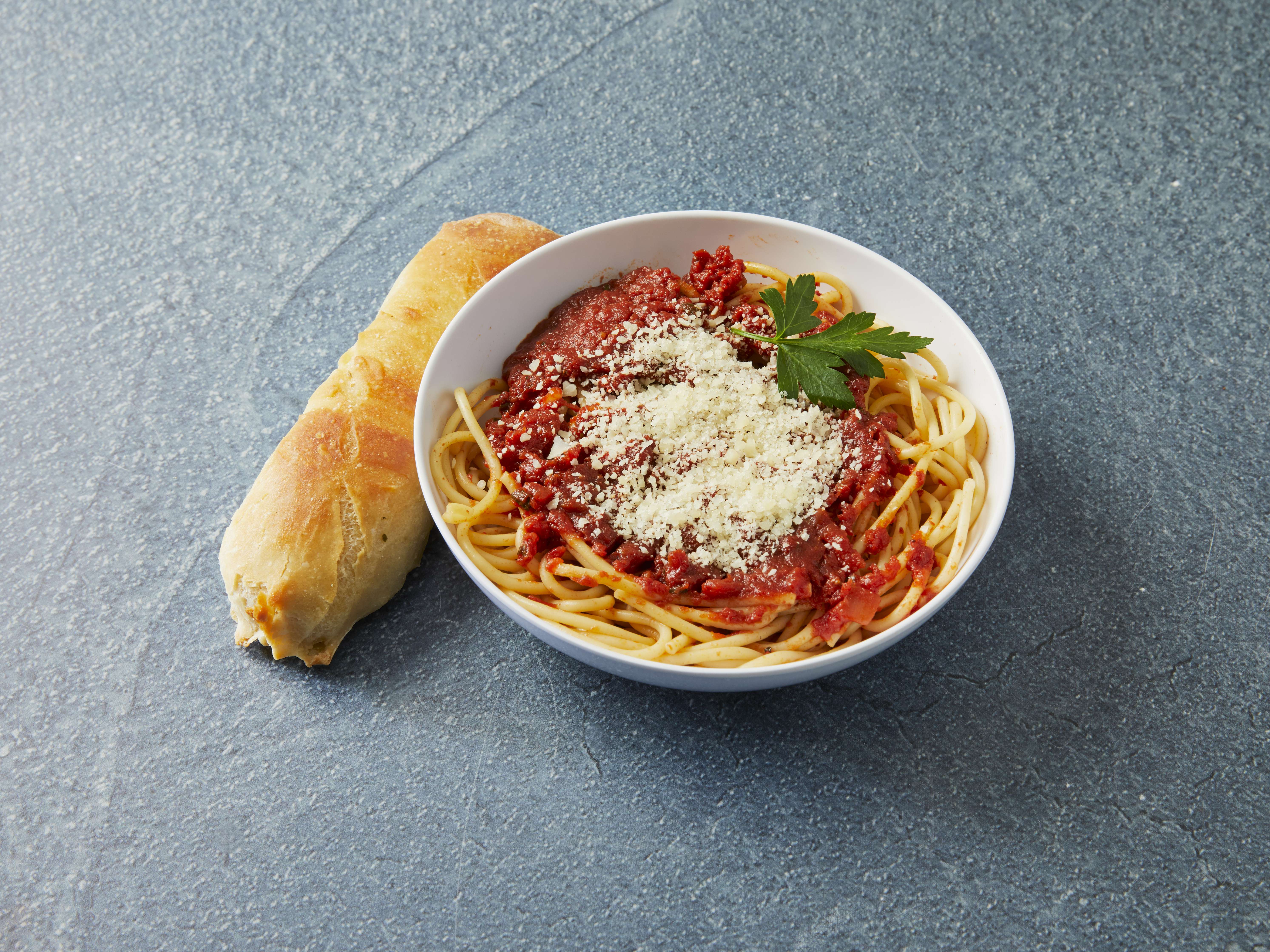 Order Spaghetti with Marinara & garlic bread food online from Sbarro store, Chicago on bringmethat.com