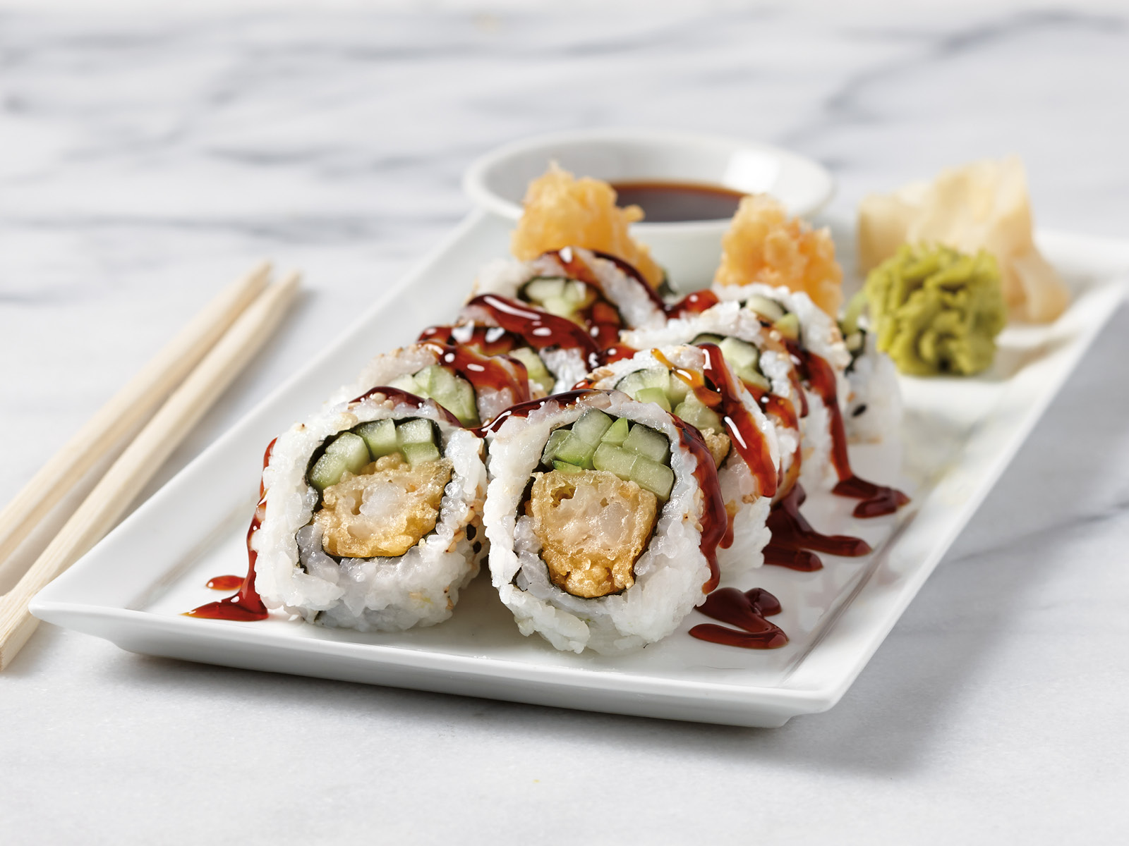 Order Tempura Shrimp Roll food online from Hy-Vee Mealtime store, Lincoln on bringmethat.com